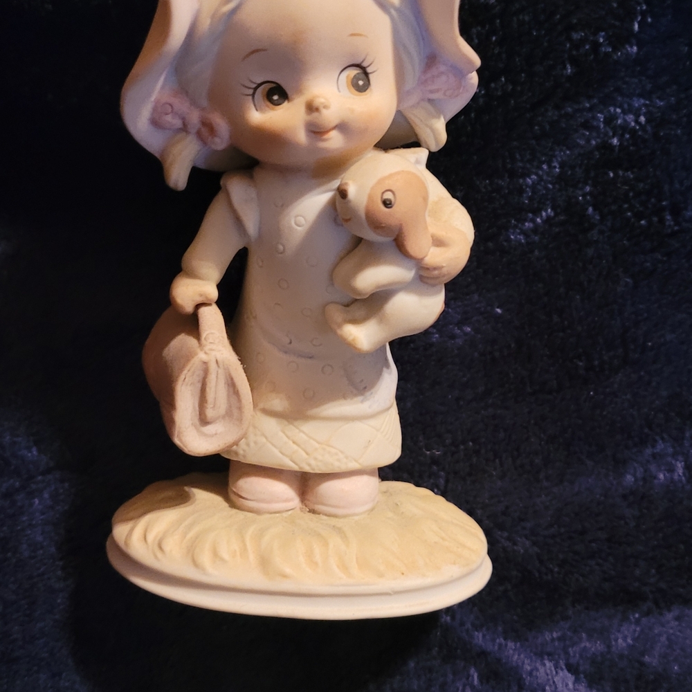 Charming Cream Figurine with Puppy